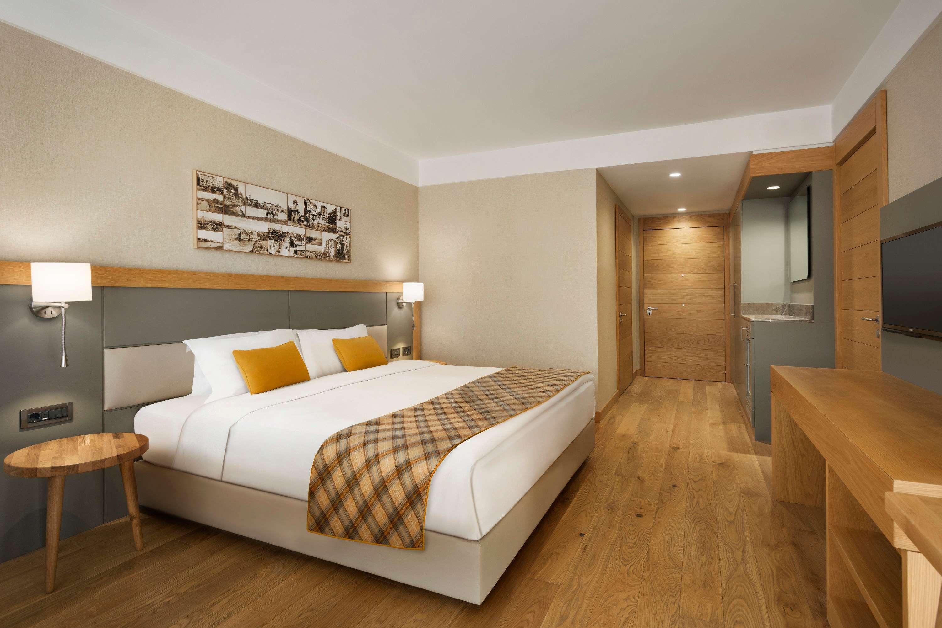 Ramada Hotel & Suites Adana Exterior foto