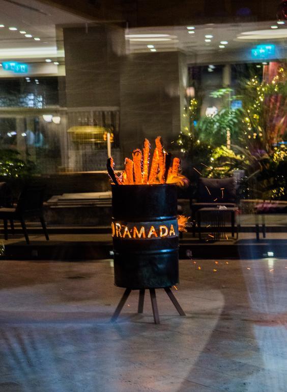 Ramada Hotel & Suites Adana Exterior foto